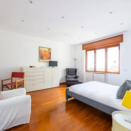 Colonna Classic Style By Wonderful Italy Неаполь