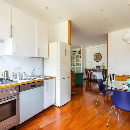 Colonna Classic Style By Wonderful Italy *