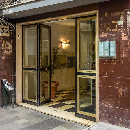 Colonna Classic Style By Wonderful Italy *