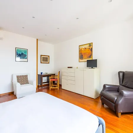 Colonna Classic Style By Wonderful Italy Апартаменты *